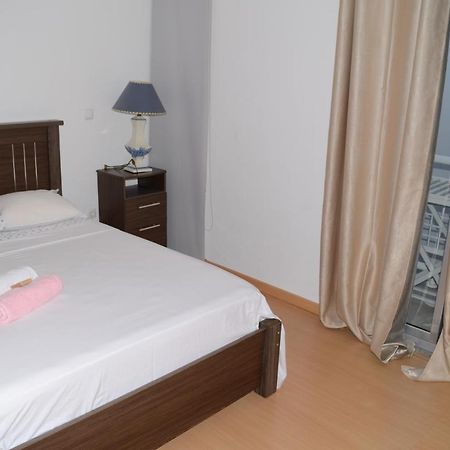 Apartamento Terra Branca Praia Exterior foto